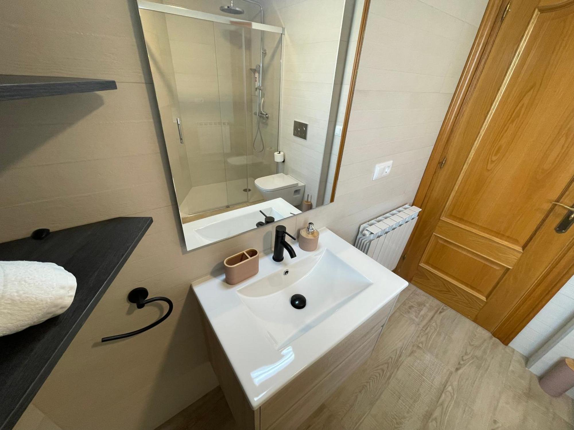 Apartamentos Montejurra Ayegui Bagian luar foto